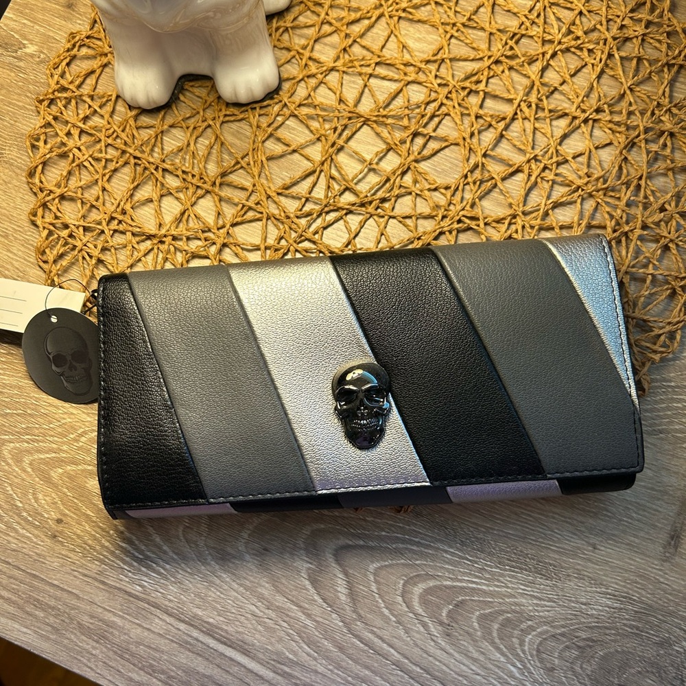 NWT - Sondra Roberts Squared  Skull Clutch/Crossbody